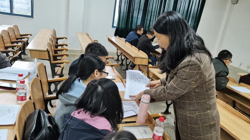 技能培训代理如何精准拓客：策略与技巧解析